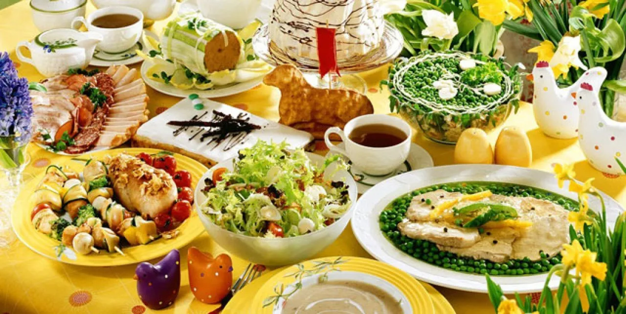 Tradycyjny stół wielkanocny: przepisy, dekoracje i symbolika