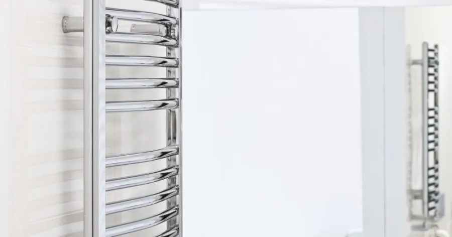 Jaki grzejnik do łazienki 3m2: uniknij błędów przy wyborze ogrzewania