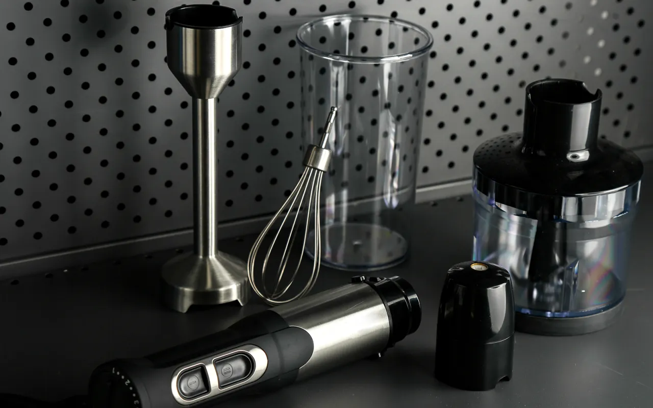 Czy można używać blendera do gorącej zupy? Bezpieczne metody miksowania