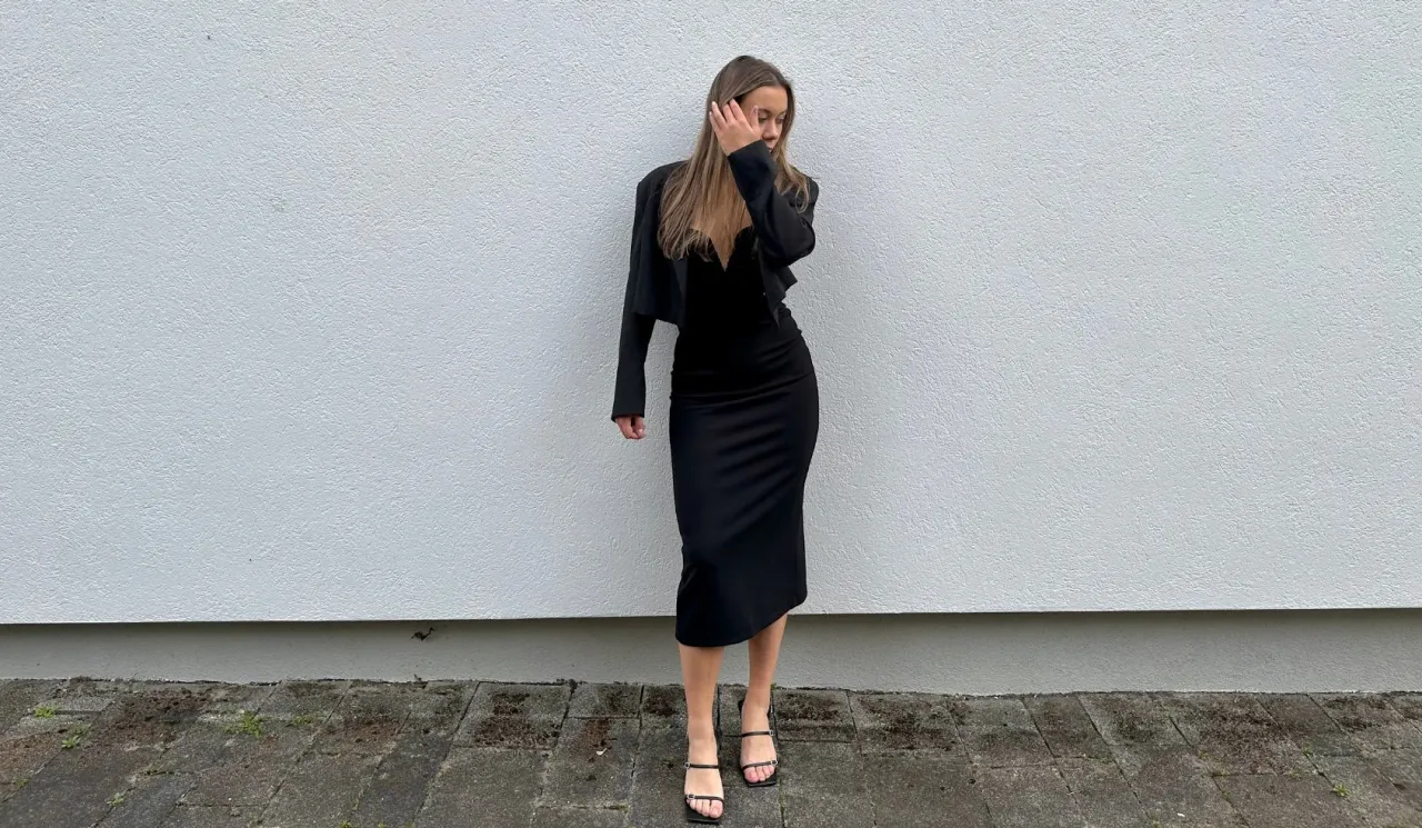 Jak ubrać się na koncert muzyki filmowej, aby wyglądać elegancko i komfortowo