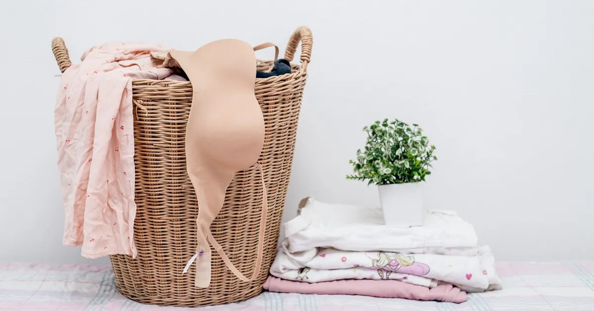 Co ile prać stanik, aby uniknąć nieprzyjemnych zapachów i zniszczeń?