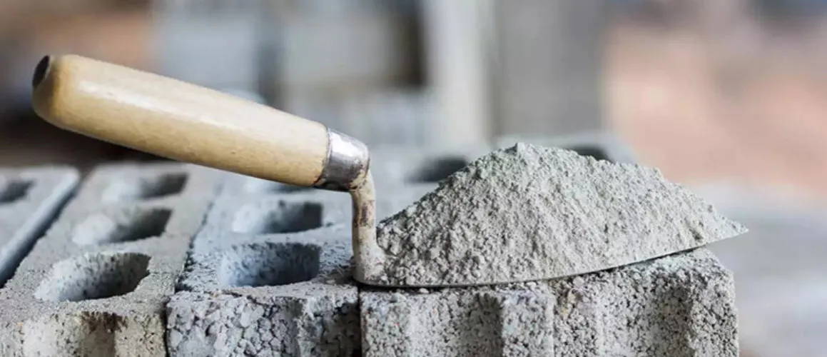 Ile worków cementu jest w palecie? Zaskakujące informacje o wadze i typach.