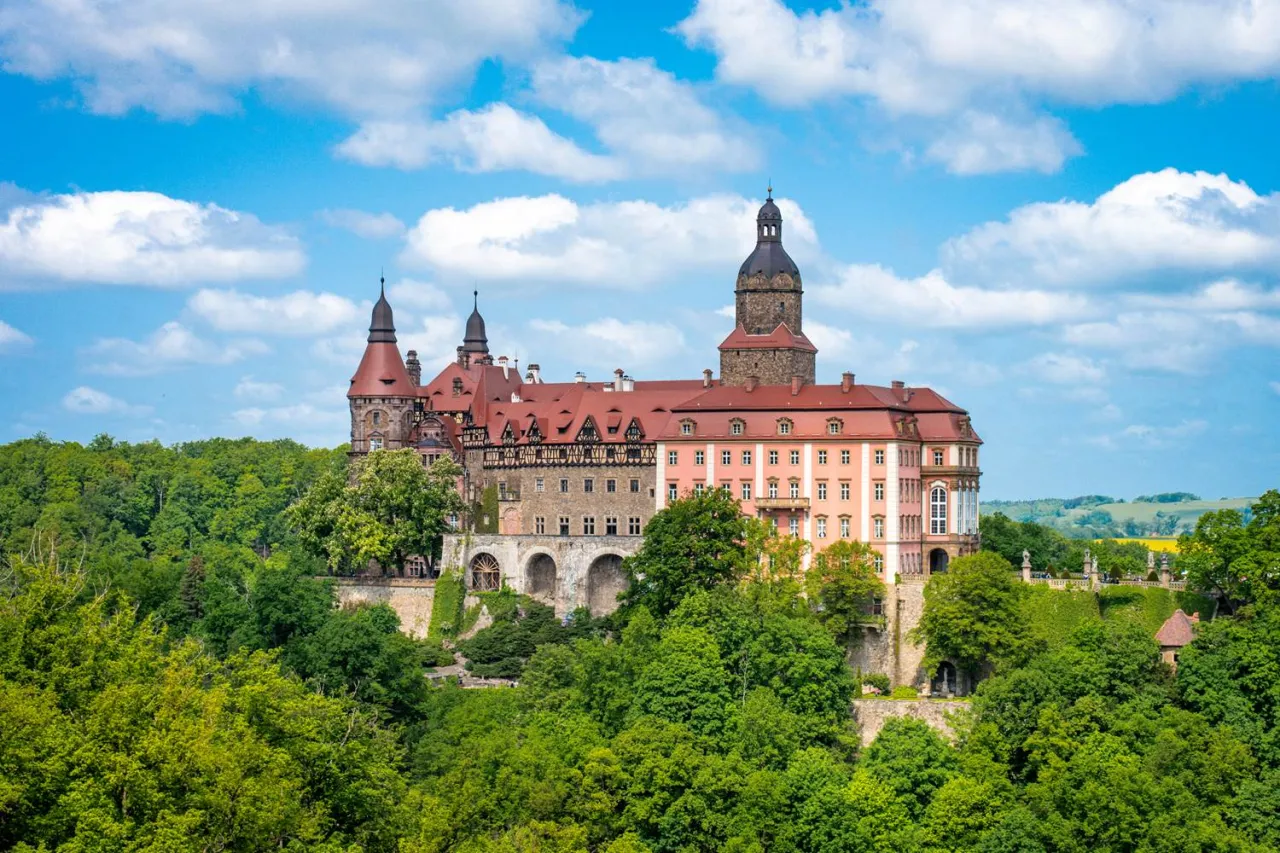 Atrakcje Dolny Śląsk: Od zamków po góry co warto zobaczyć?