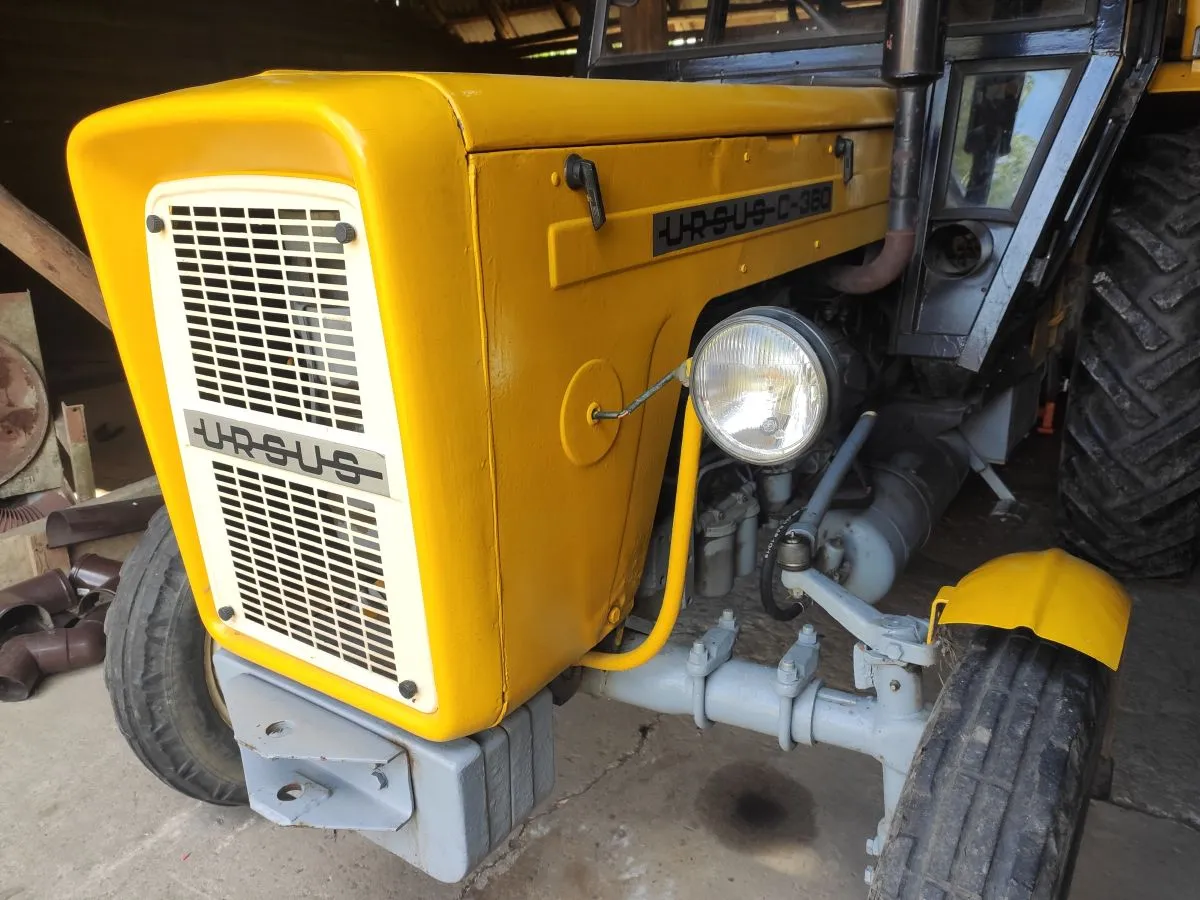 Ile wody do chłodnicy Ursus C 330? Kluczowe informacje i porady