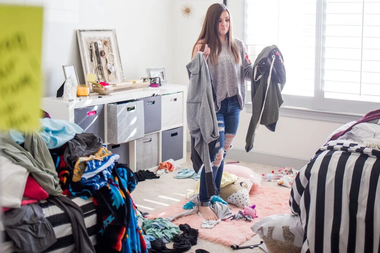 Najwięksi astrologiczni bałaganiarze: Baran i Waga w domu.