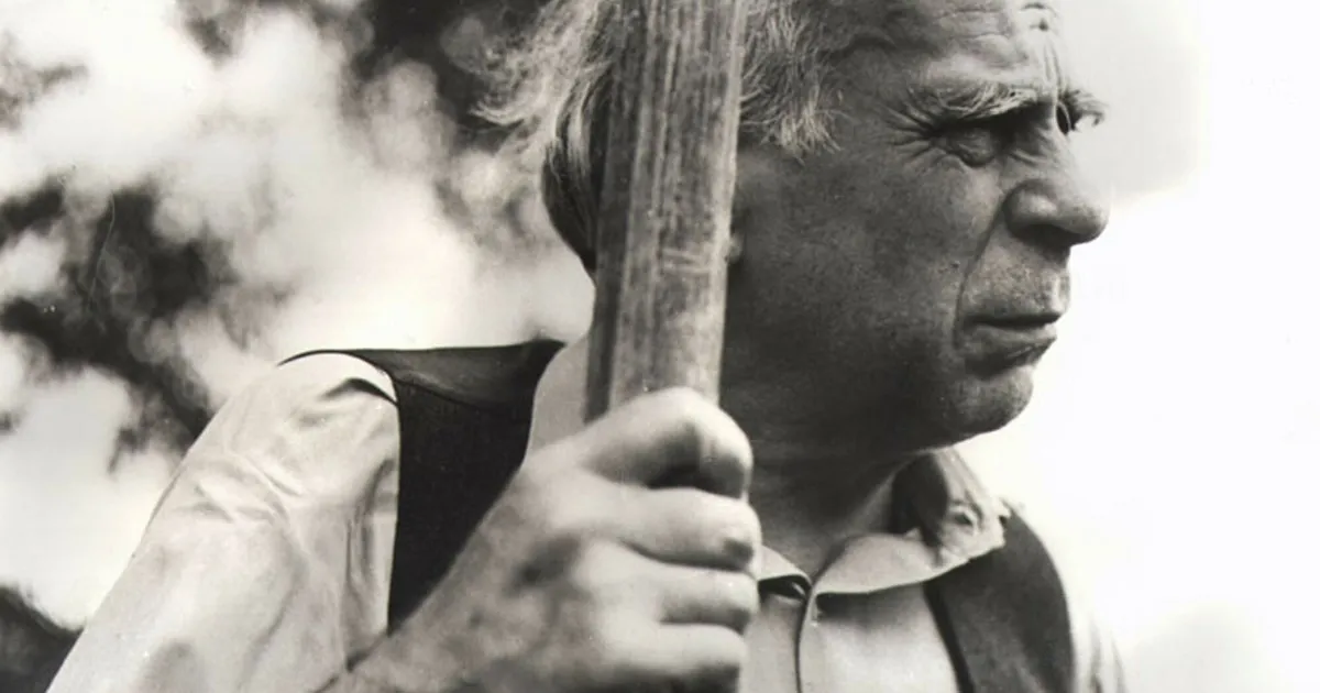 Janusz Kłosiński: kontrowersyjny aktor, który zmienił polski teatr