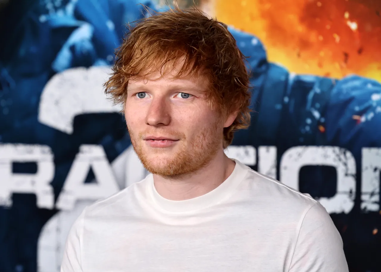Ed Sheeran skąd pochodzi? Odkryj jego niezwykłe korzenie i wpływy