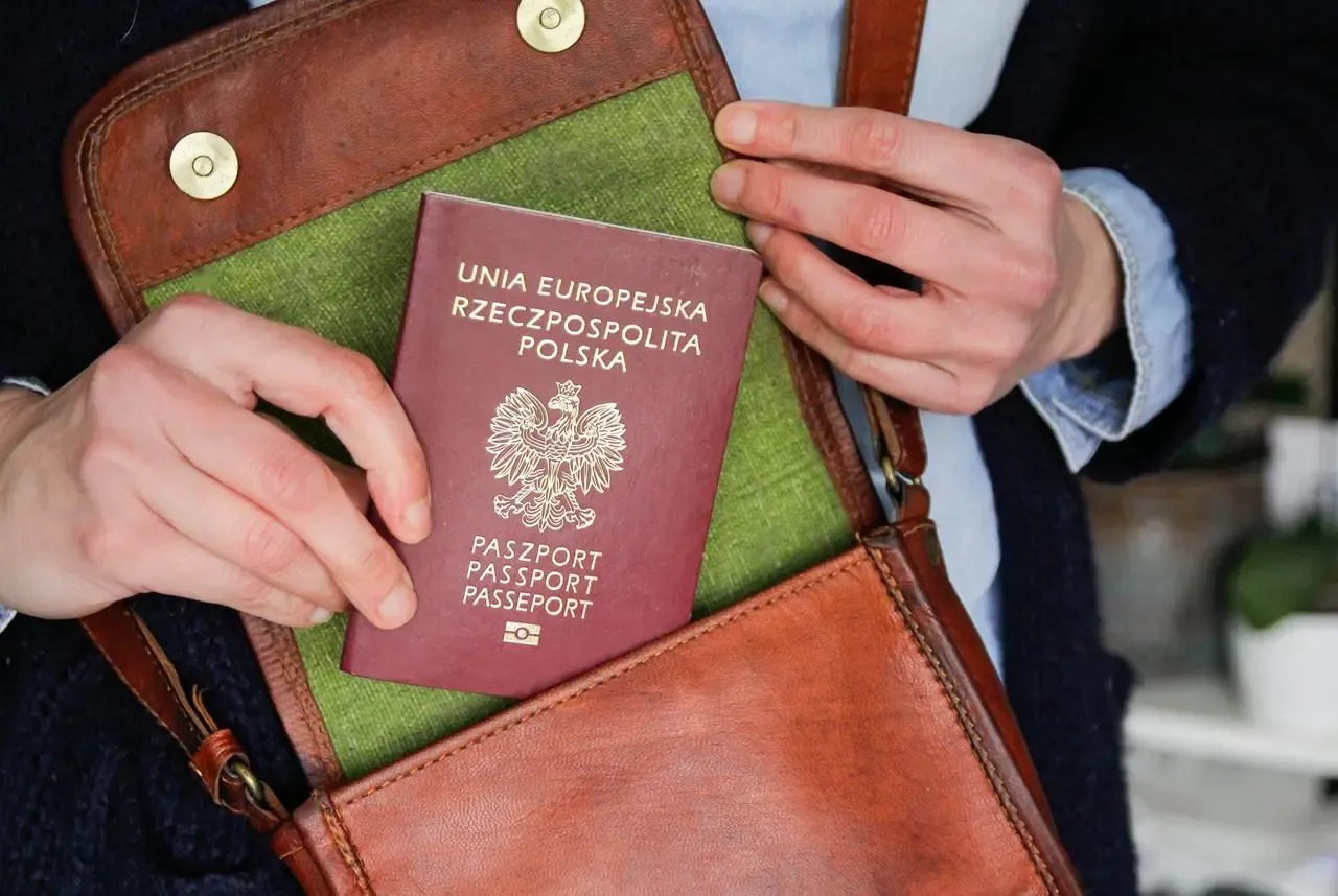 Kredyt na paszport w Polsce? Sprawdź, czy to możliwe!