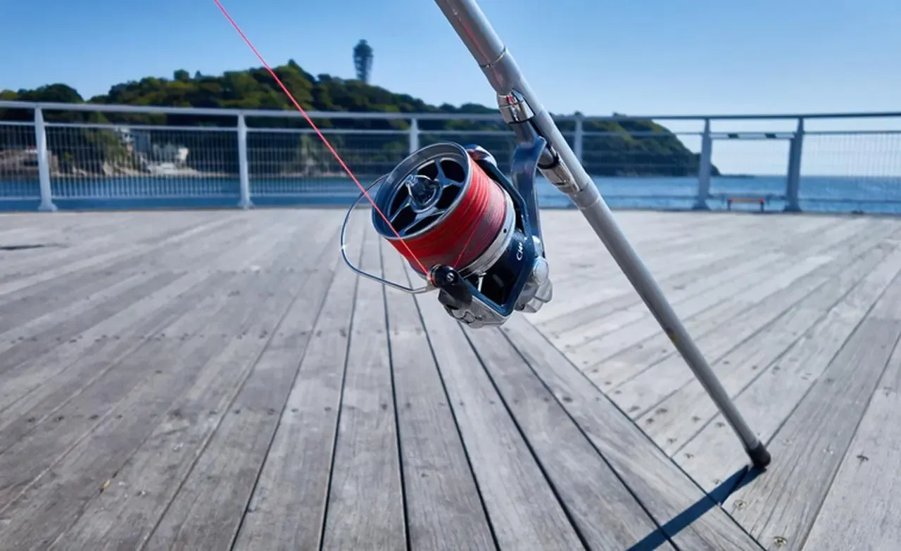 Żyłka wędkarska z czego jest zrobiona - poznaj najlepsze materiały