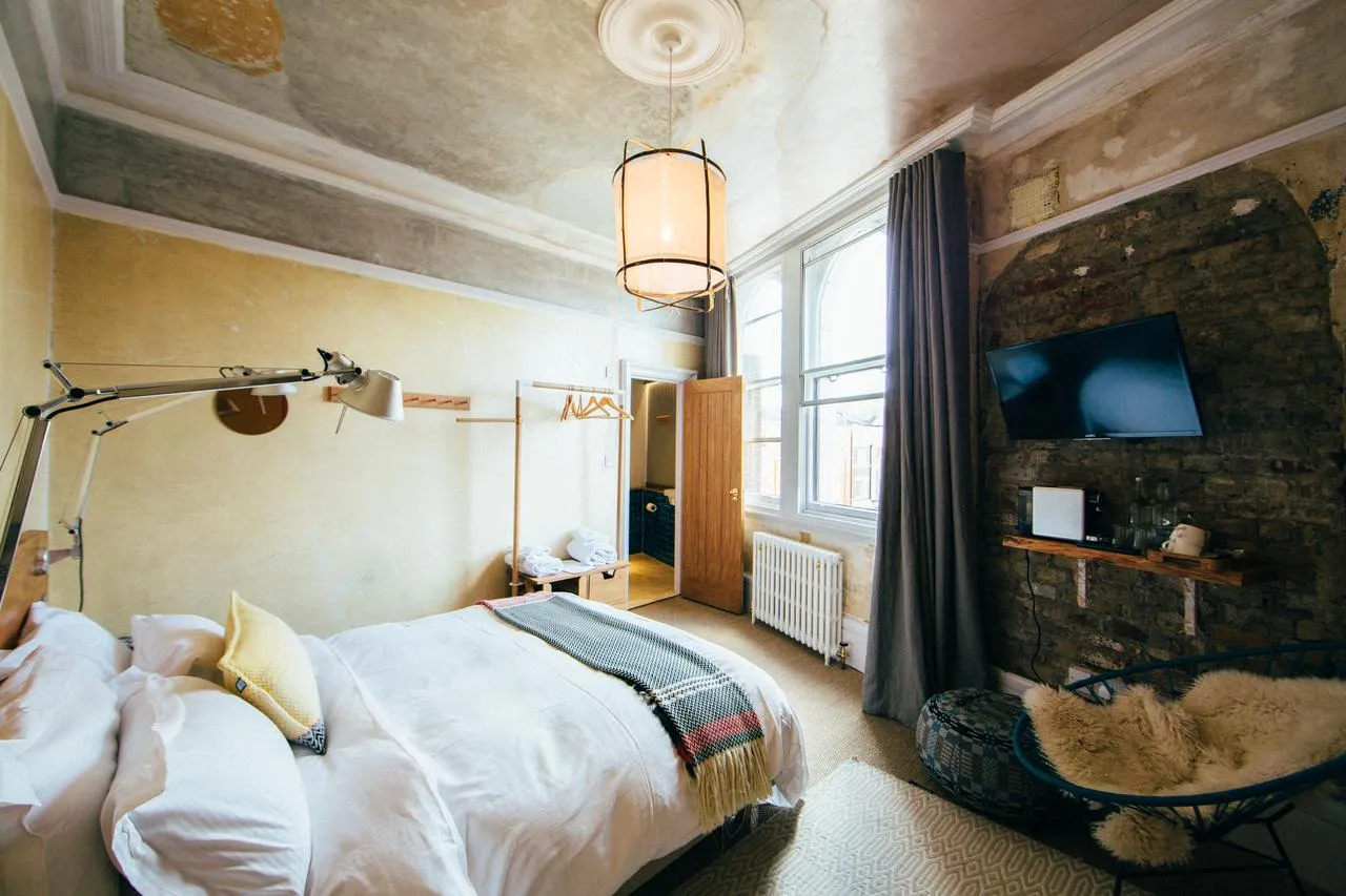 Ile kosztuje nocleg w Krakowie? Ceny, które zaskoczą każdego