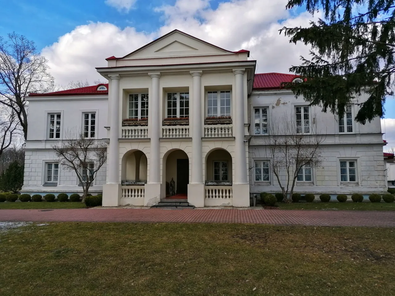 Najciekawsze atrakcje w Zegrzu, które musisz zobaczyć latem