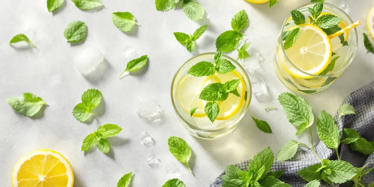 Alkohol na diecie ketogenicznej: Czy to możliwe bez szkody dla ketozy?