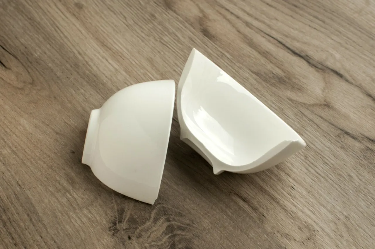 Gdzie wyrzucić stare garnki? Sprawdź, jak uniknąć problemów z odpadami