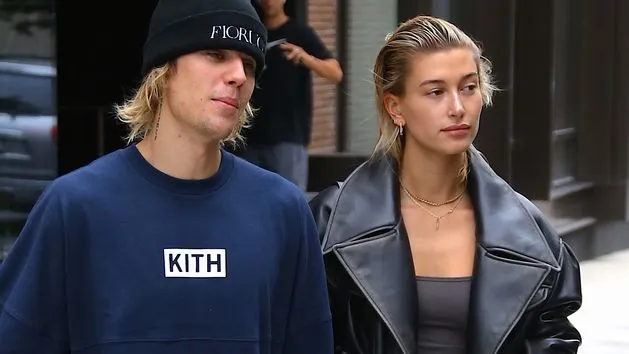 Z kim jest Justin Bieber? Odkryj szczegóły jego związku z Hailey Baldwin