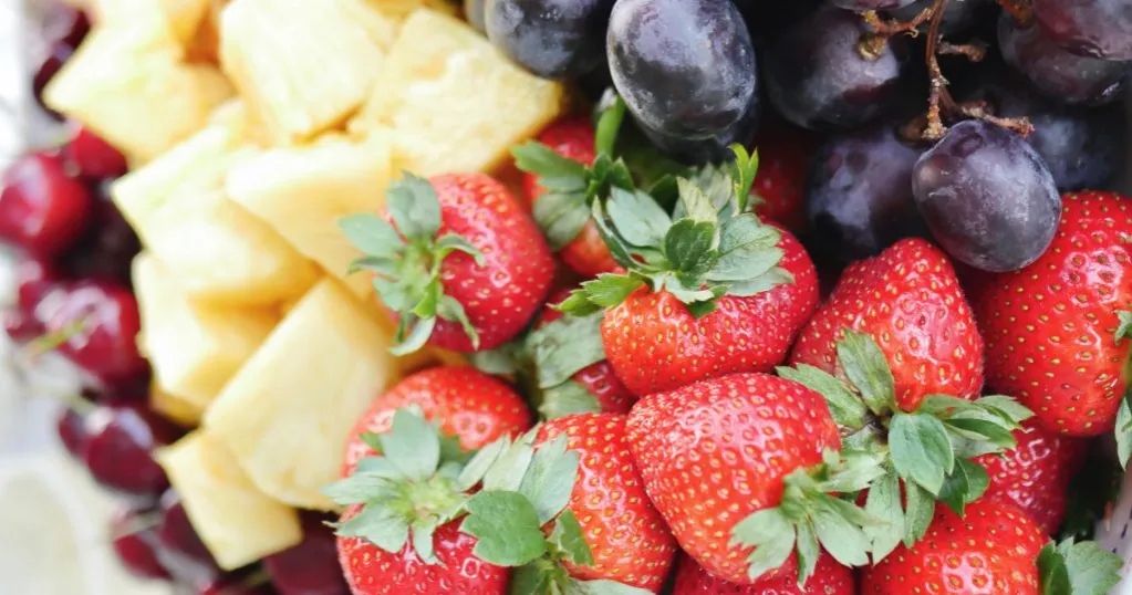 Owoce obniżające cholesterol – poznaj, które z nich są najskuteczniejsze