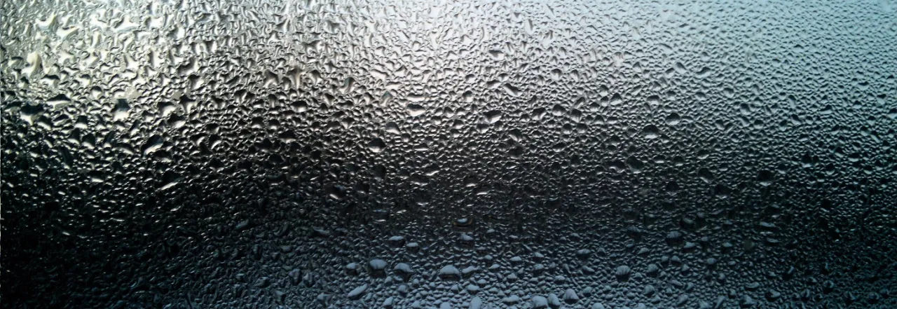 Co jest między szybami w oknie? Odkryj tajemnice izolacji i energii