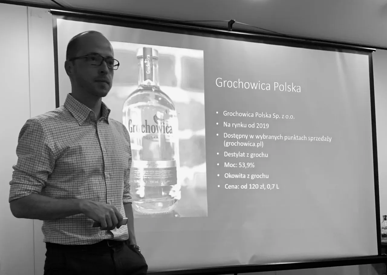 Wódka kraftowa: co to jest? Poznaj sekret wyjątkowego smaku