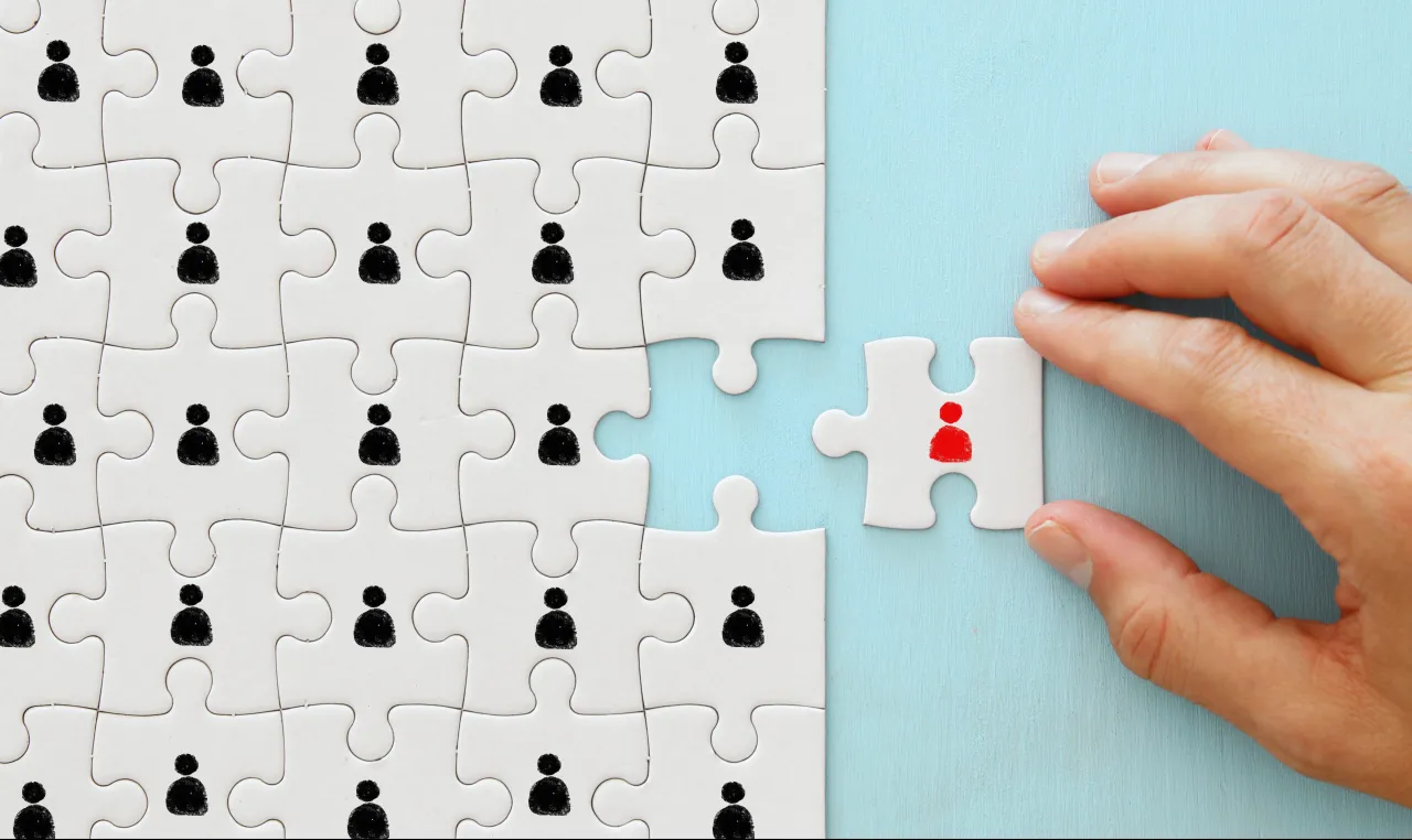 Jak zwolnić pracownika zatrudnionego na czas nieokreślony bez błędów