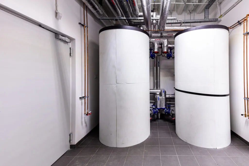  Bufor na ciepłą wodę i CO - jak wybrać najlepszy model 2023?