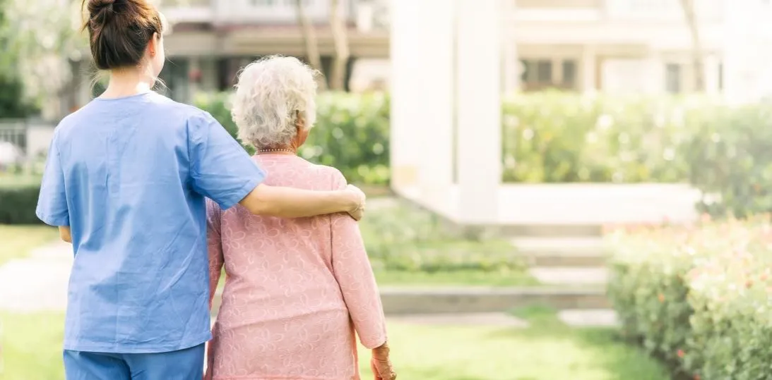 Jak umieścić osobę starszą w domu opieki bez jej zgody - ważne informacje