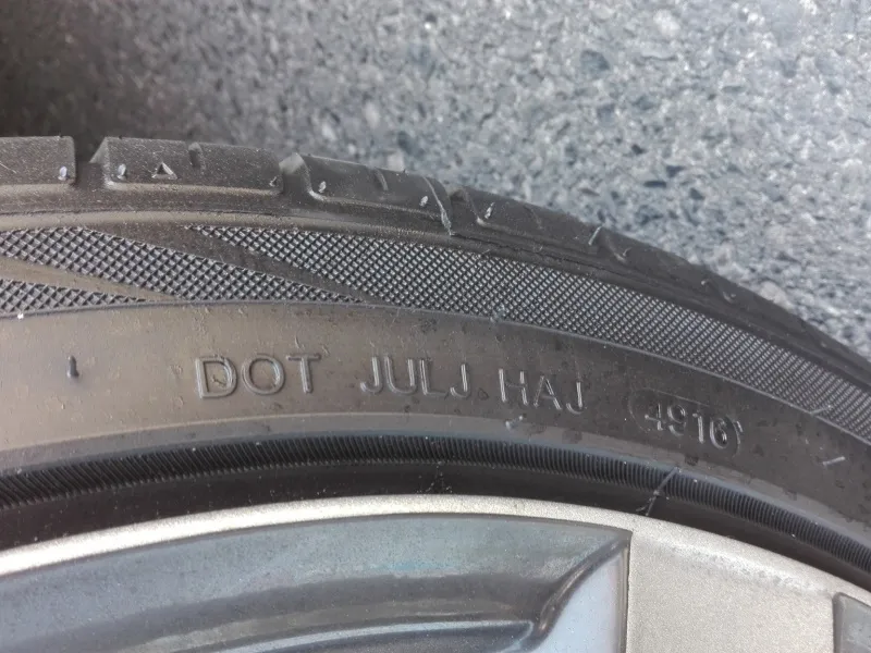 Jak stare mogą być opony i kiedy powinieneś je wymienić