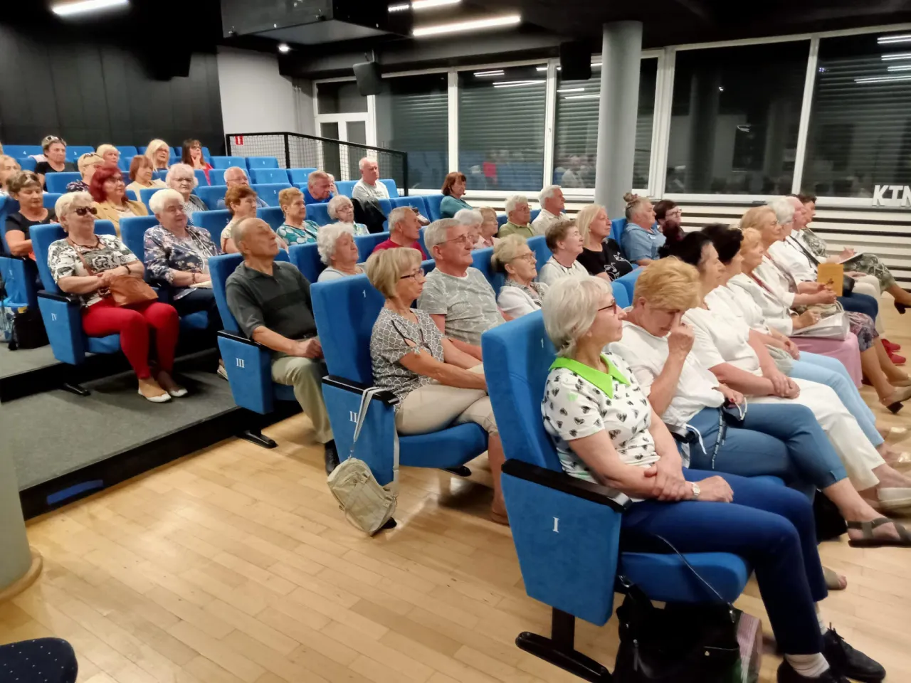 Uniwersytet trzeciego wieku Zawiercie - aktywności i korzyści dla seniorów