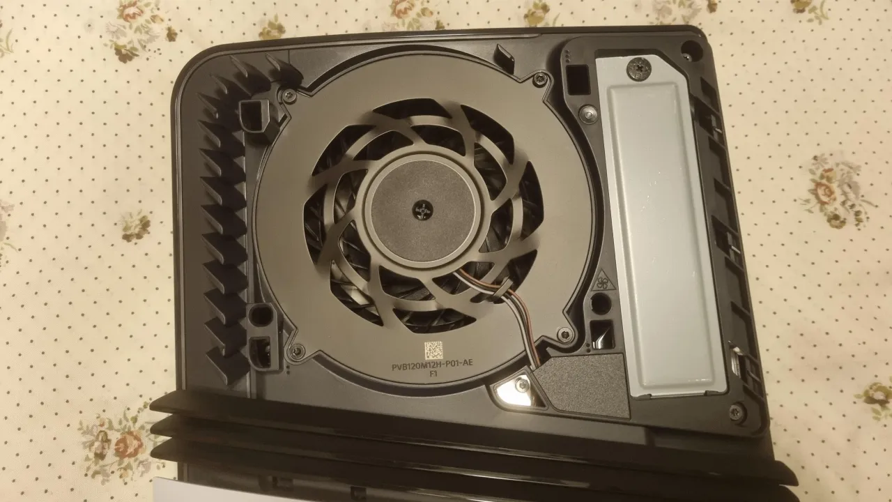 Czy sprężone powietrze uszkodzi wentylator? Bezpieczne czyszczenie krok po kroku