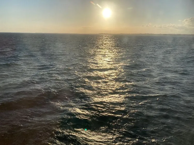 Jak daleko jest horyzont na morzu? Zaskakujące obliczenia i fakty Jak daleko jest horyzont na morzu? Zaskakujące obliczenia i fakty