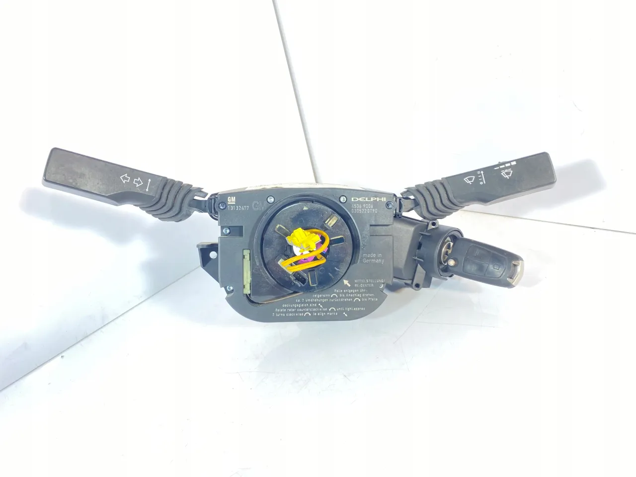 Kluczyk Opel Vectra C: Jakie Funkcje i Cechy Może Mieć?