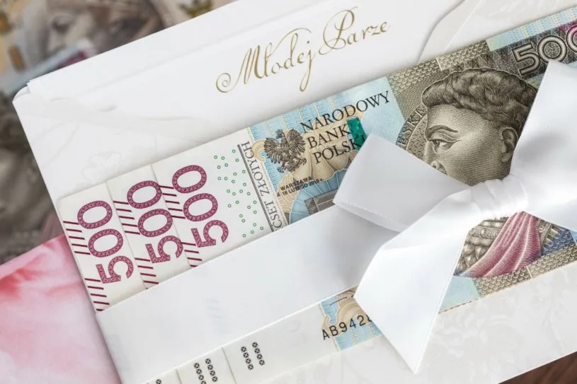 Ile dać w kopercie na wesele? Sprawdź, aby nie przepłacić