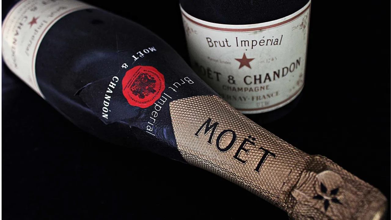 Czy szampan to alkohol? Odkryj, co warto wiedzieć o szampanie