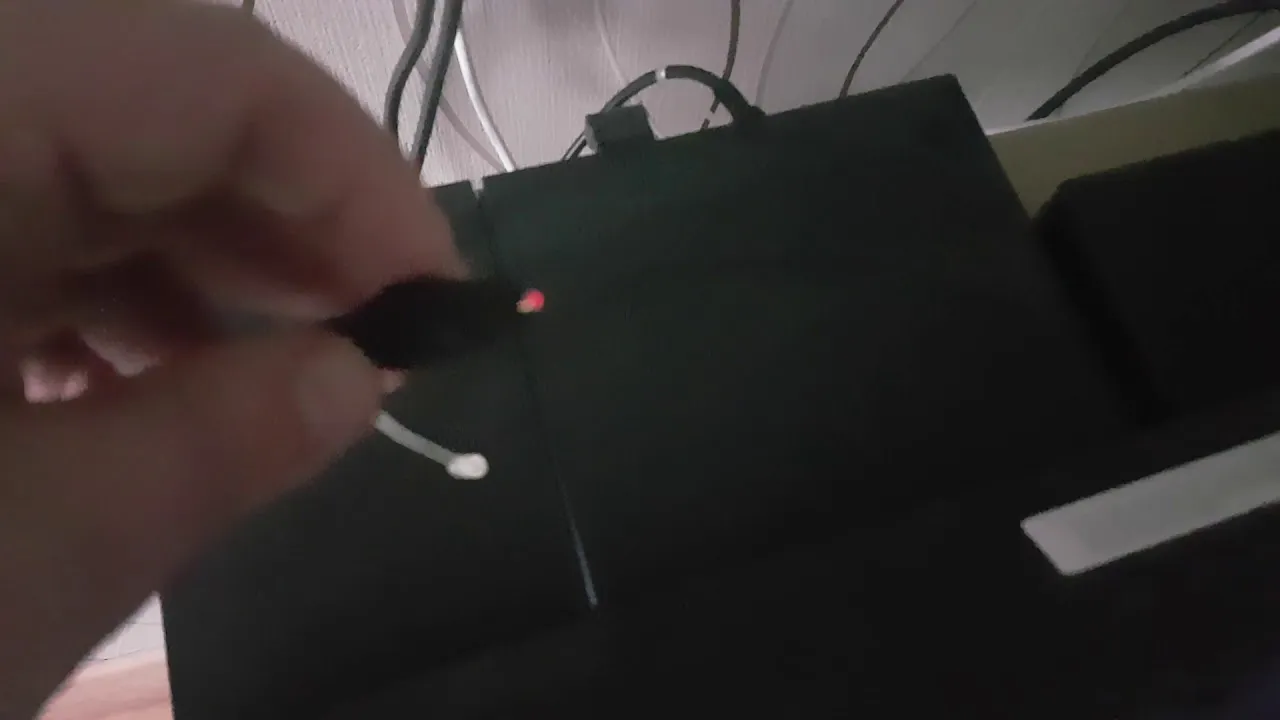 Jak podłączyć kabel optyczny, by uniknąć problemów z dźwiękiem?