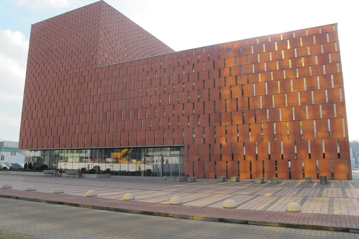 CINiBA Katowice: Zapisy, godziny, kaucja Czy wiesz, jak korzystać?