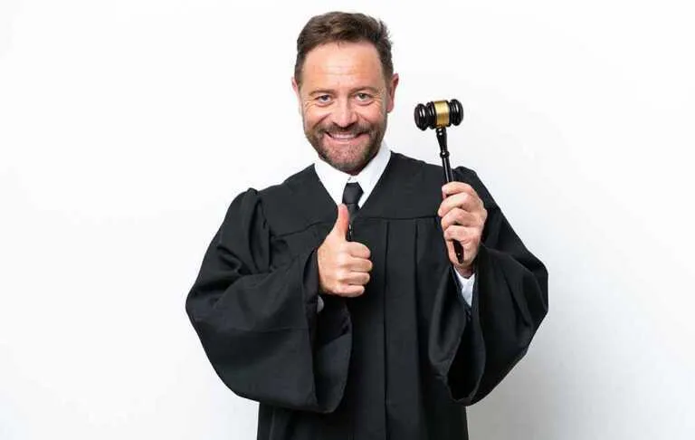 Vivus po jakim czasie sąd? Sprawdź, jak uniknąć problemów z długiem