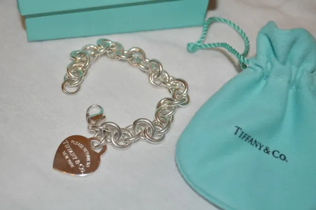 Tiffany & Co bransoletka: poznaj najpiękniejsze modele i ceny