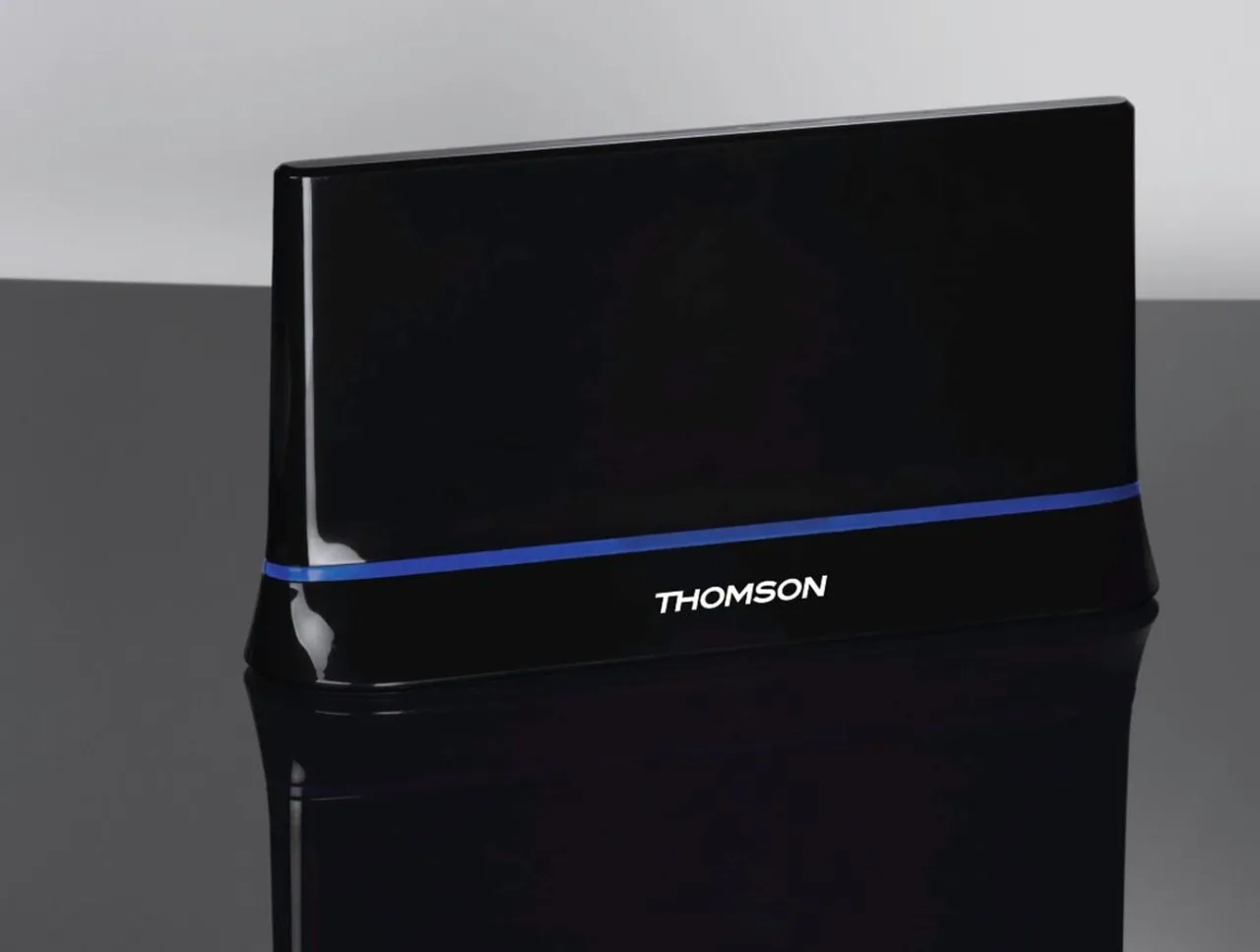 Jak podłączyć antenę pokojową Thomson ANT1539 i poprawić odbiór sygnału