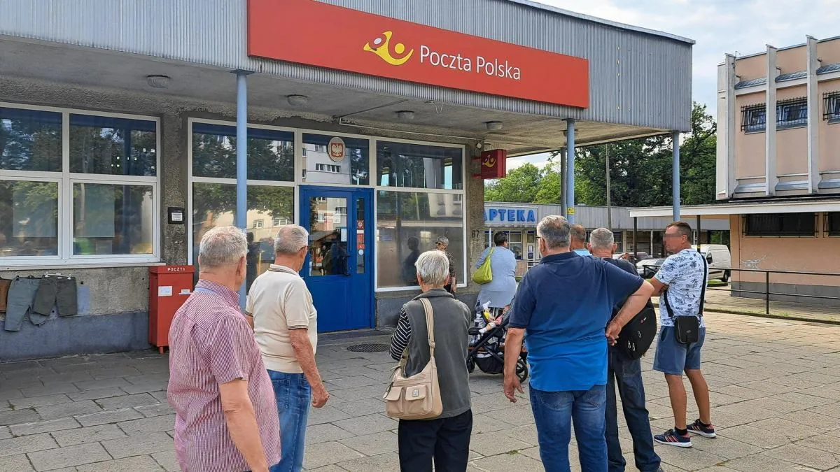Do której jeździ poczta polska? Sprawdź godziny dostaw i więcej