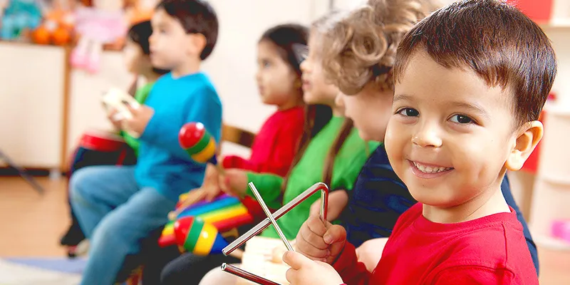 Zajęcia z rytmiki w przedszkolu: jak rozwijać muzykalność dzieci Zajęcia z rytmiki w przedszkolu: jak rozwijać muzykalność dzieci