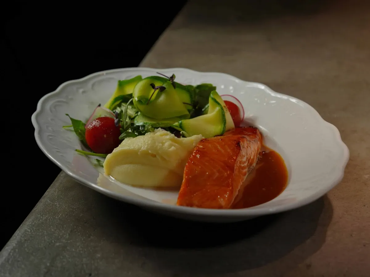 Jak długo piec rybę, aby uniknąć przesuszenia i zachować smak