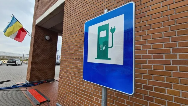 Kasowanie komunikatu "Konieczna wymiana oleju" Ford: Poradnik eksperta