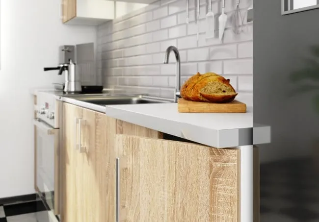 Jak myć szafki kuchenne? Skuteczne i bezpieczne metody