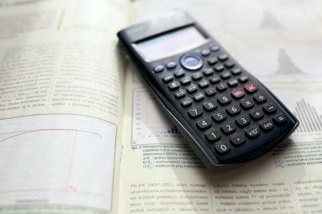 Kary za wykroczenie skarbowe: Jak uniknąć wysokich grzywien?