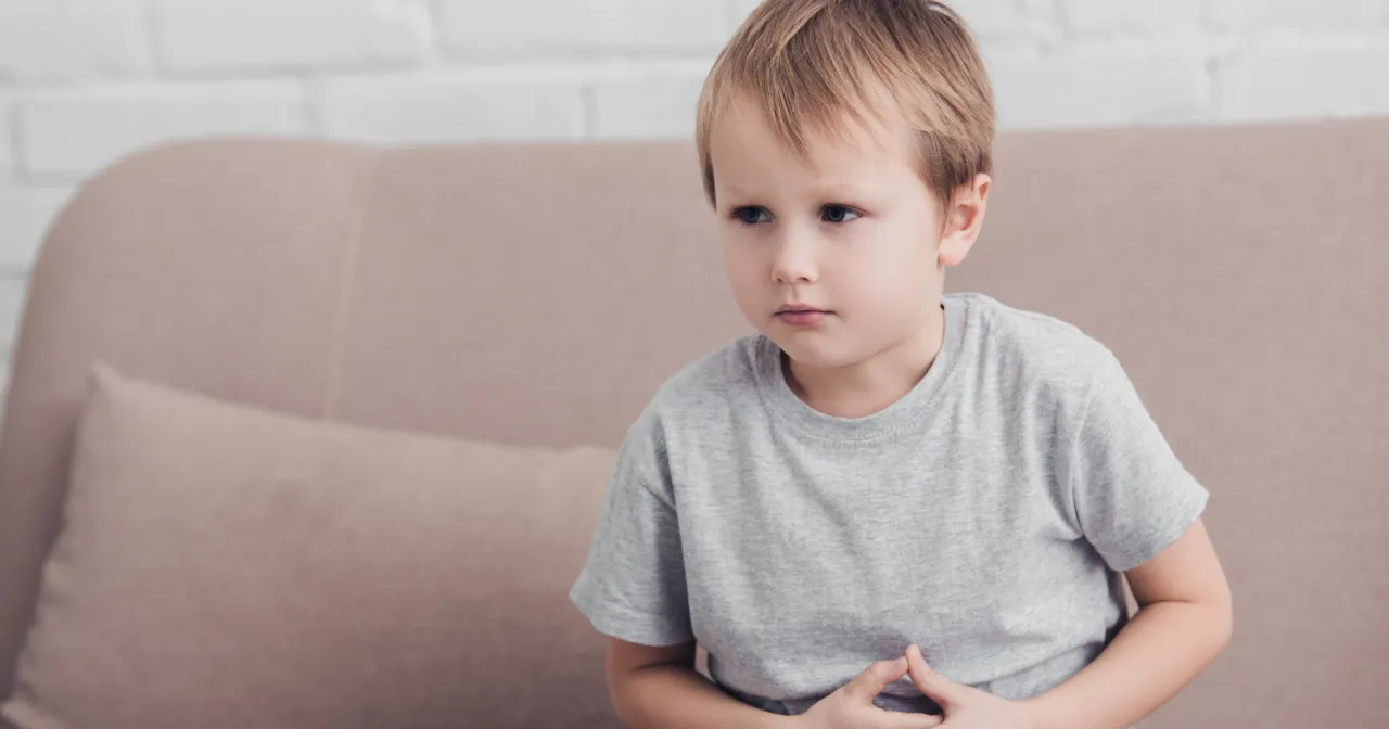 Czy dziecko z owsikami może chodzić do żłobka? Ważne informacje dla rodziców