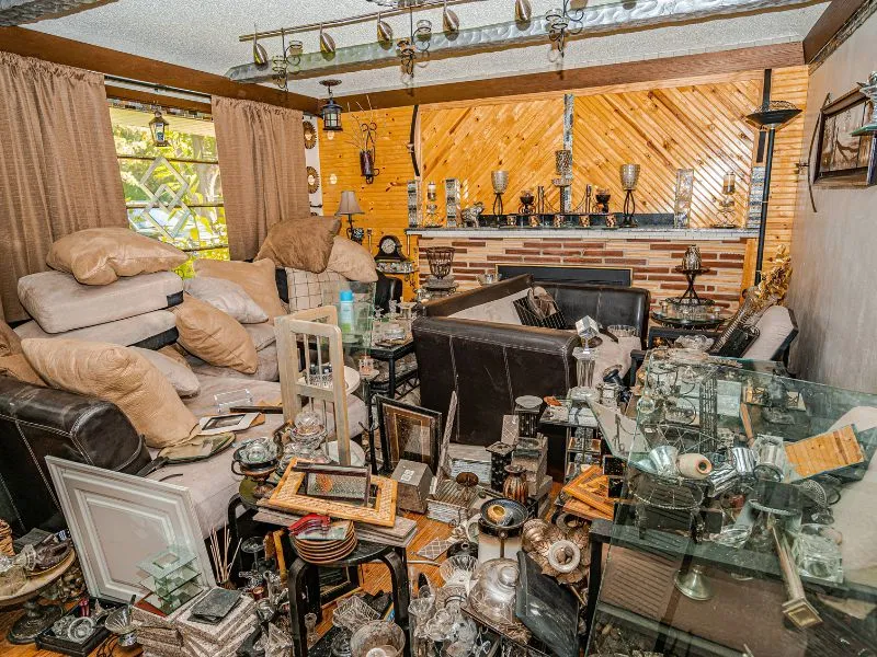 Jak zasmrodzić mieszkanie i zaskoczyć domowników nieprzyjemnym zapachem