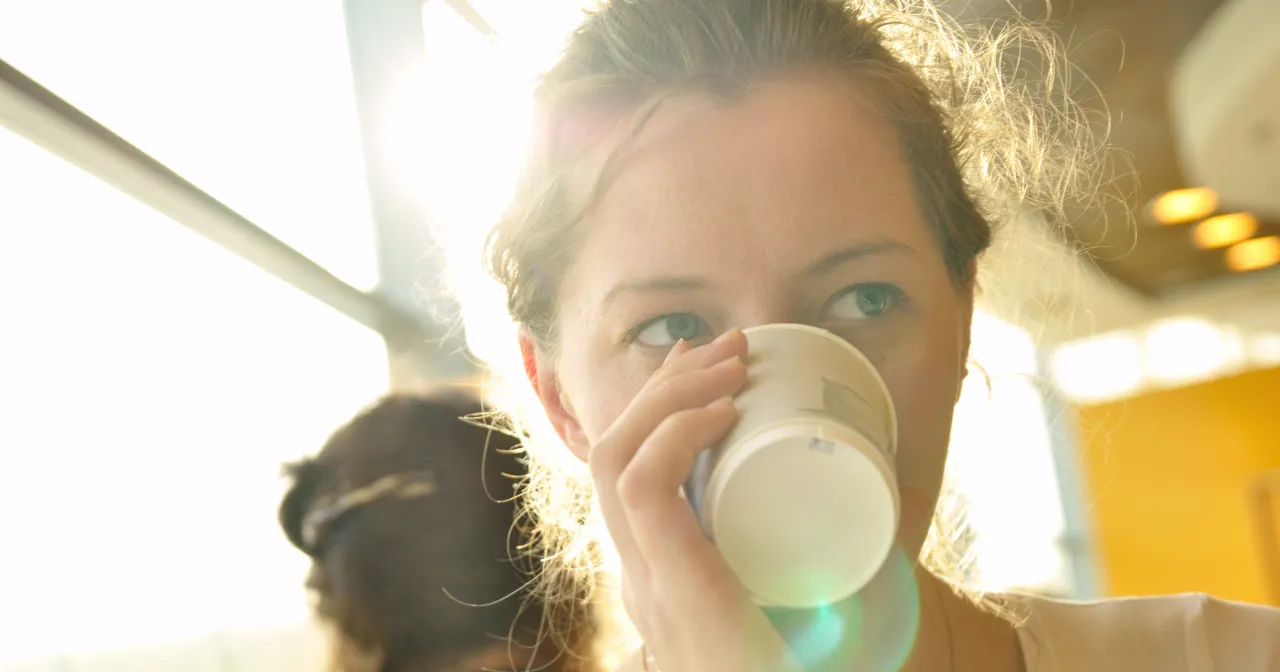 Czy picie kawy przed badaniem TSH może zafałszować wyniki? Sprawdź koniecznie!