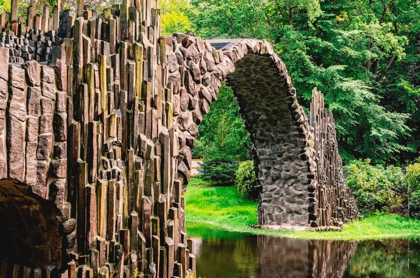 Most Diabelski w Niemczech - Czy jego historia jest prawdziwa?