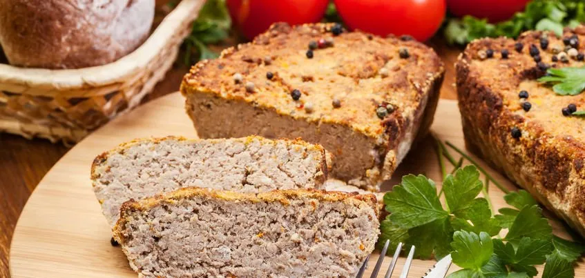 Pasztet na stole: Rewelacyjne dodatki, które zachwycą każdego gościa