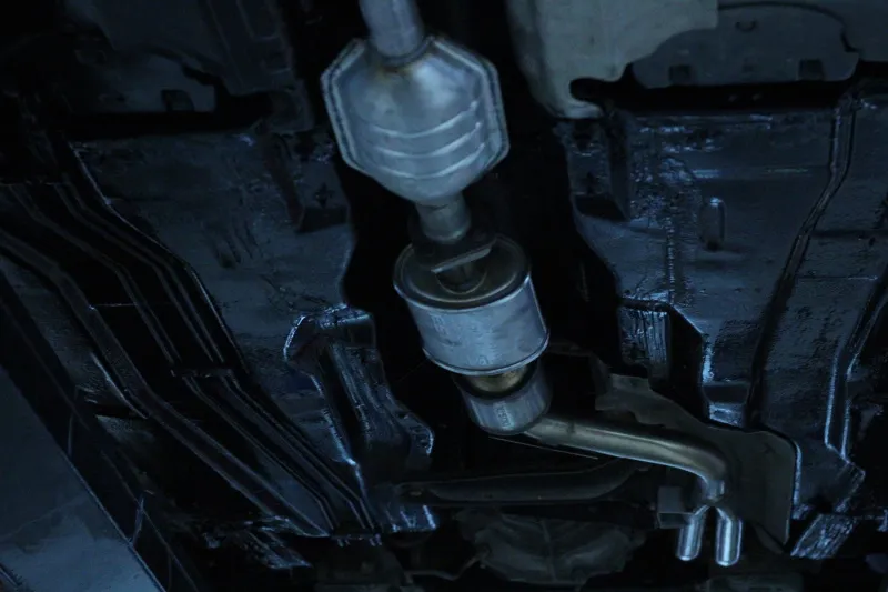 Strumienica wydechu co daje: zyski, ryzyka i wybór dla auta