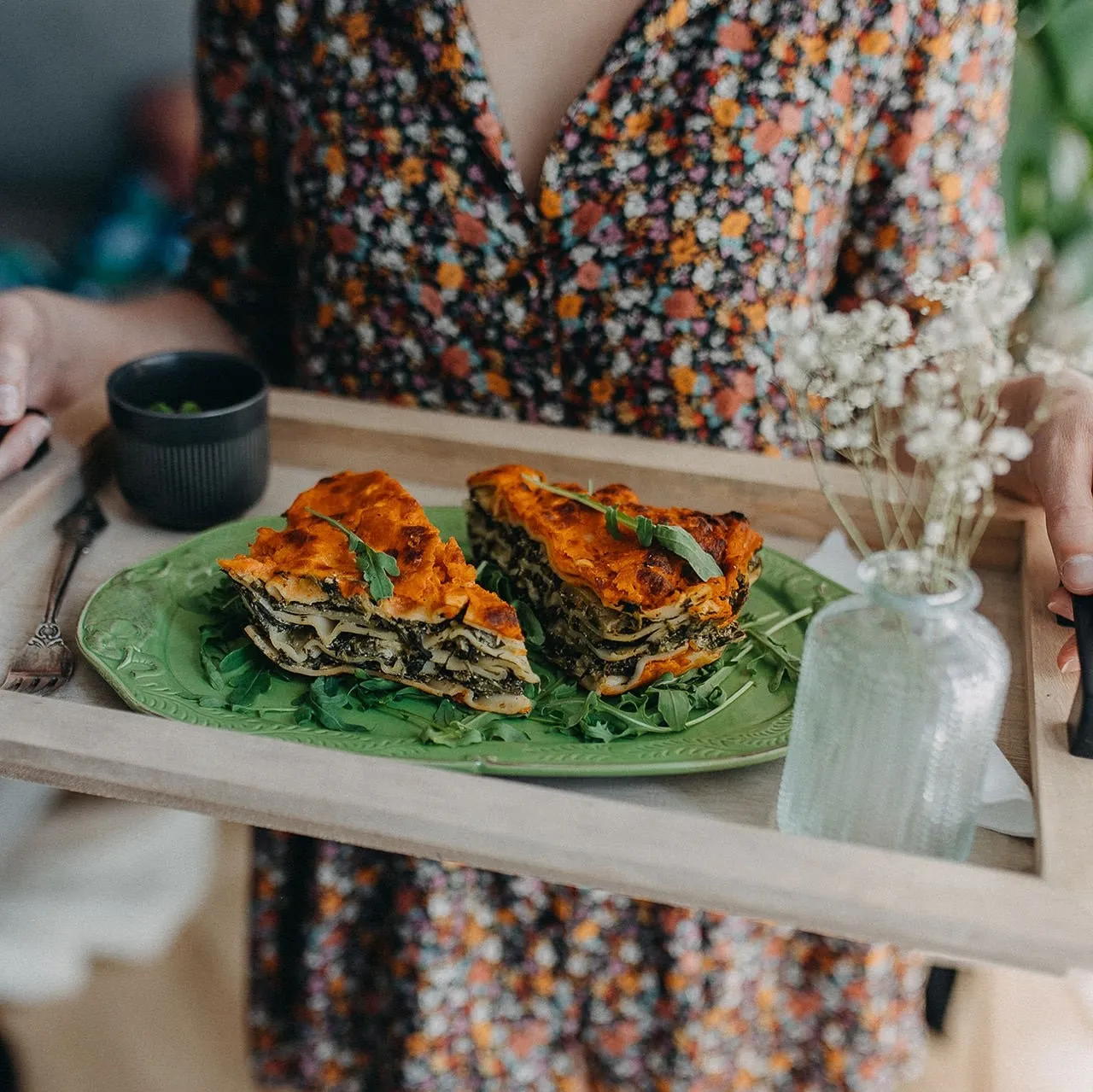 Jak podgrzewać catering dietetyczny, aby zachować smak i wartości odżywcze