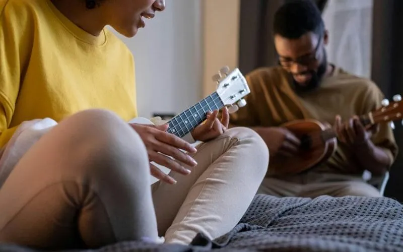 Jak kupić ukulele: praktyczne porady, które ułatwią wybór idealnego instrumentu